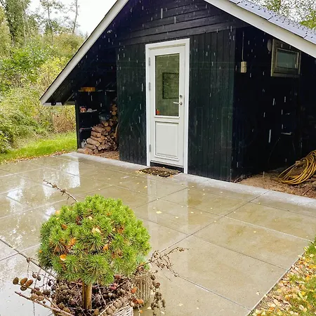 Simple Close To Limfjorden *