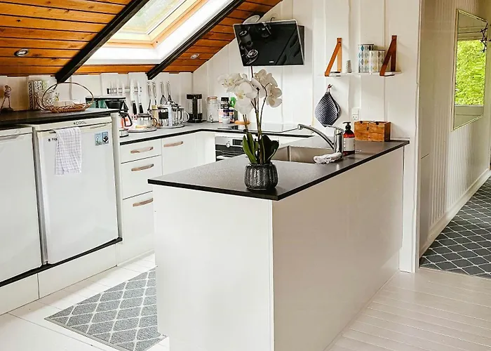 Simple Close To Limfjorden Åbybro